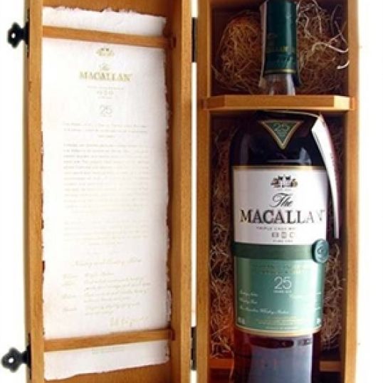Rượu Macallan 25 fine oak